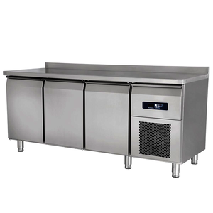 Mesa refrigerada para mantenimiento de congelados triple puerta Gastronorm BM 3P